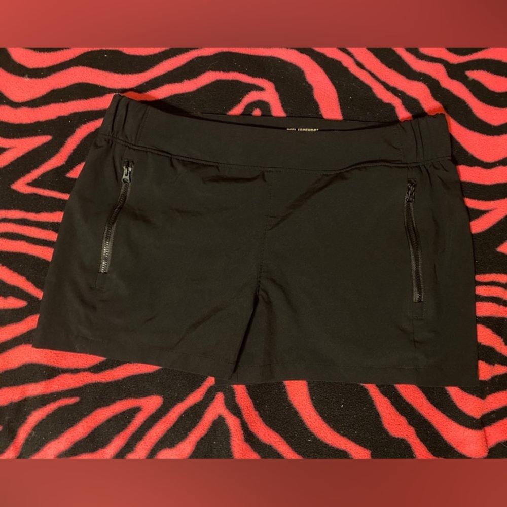 Women’s shorts! Size-small